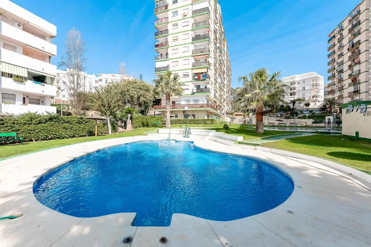 797 Holiday Rentals - Luminoso Y Reformado Apartamento Para 2 Benalmadena